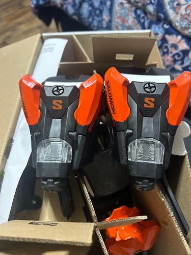 Salomon Strive 14 GW Bindings 100 mm Brake (New)