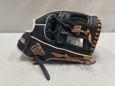 Used Wilson A550 BB/SB Glove RH Throw Black 11 1/2" 11490-S000266523