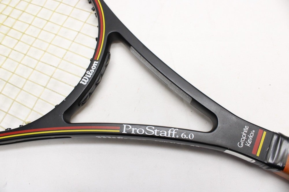 CHINA* WILSON PRO STAFF 6.0 MIDSIZE 85 TENNIS RACQUET (4 3/8) FROM