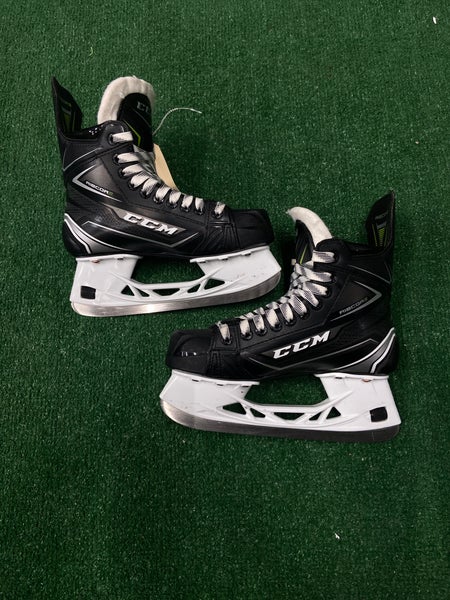 Junior CCM RibCor 76K Hockey Skates Regular Width Size 4 (Used)