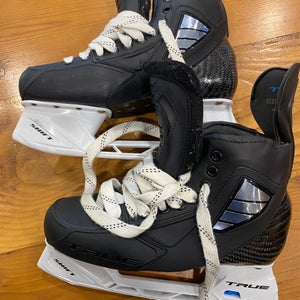 Crispy True Pro Custom Skates Pro Stock 8.5 : Durable Model: Custom Shot Blockers $1200 new.