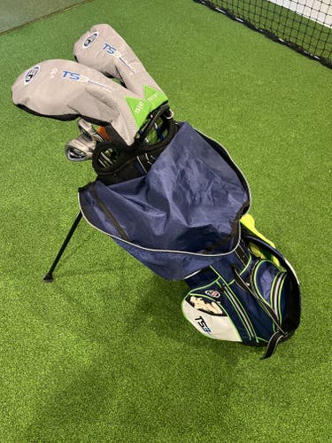 US Kids Golf Tour Series 57” Right Handed Clubs (10 Club Set) + Tour Series Putter (Used)