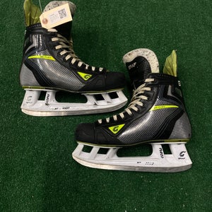 Senior Graf Ultra G8035 Hockey Skates Regular Width 10 (Used)