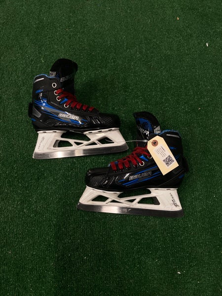 Junior Bauer GSX Hockey Goalie Skates Regular Width Size 2 (Used)
