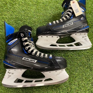 Senior Bauer Nexus N2900 Hockey Skates Regular Width 10 (Used)
