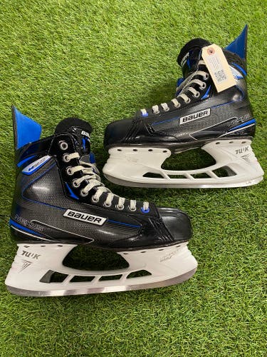 Senior Bauer Nexus N2900 Hockey Skates Regular Width 10 (Used)