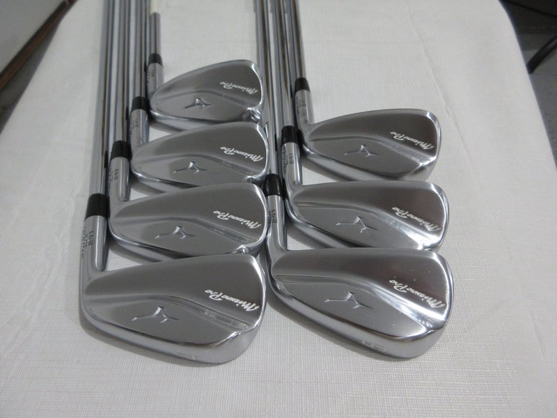 Mizuno Pro 241 Iron Set - 4-PW - PX LZ 5.0 110 Regular Flex Steel - NEAR MINT