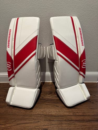 32" Warrior Ritual G6 E+ Goalie Leg Pads (New)