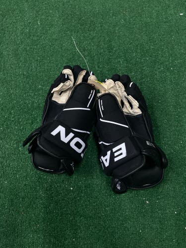 Black Senior Easton S3 Gloves 14" (Used)