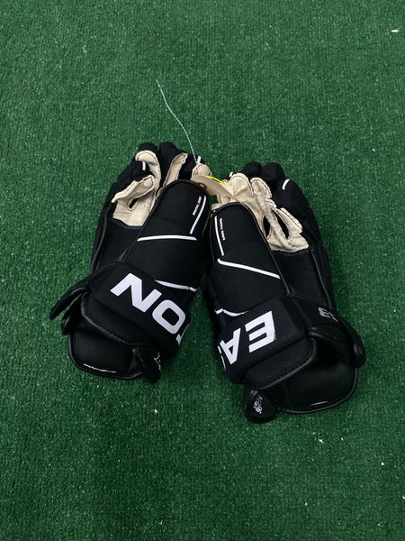 Black Senior Easton S3 Gloves 14" (Used)