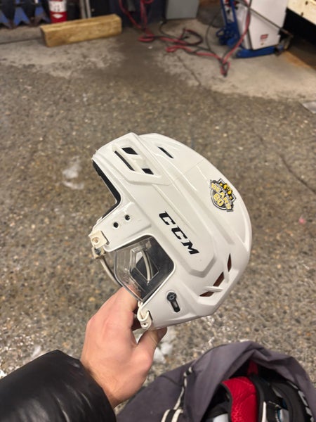 Medium CCM Tacks 710 Helmet (Used)