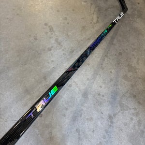 75 Flex P29 Senior True HZRDUS X Smoke Left Hand Hockey Stick Pro Stock NCAA (New)