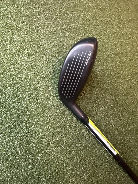 Cobra Darkspeed Right Handed Hybrid 3H (#4749)