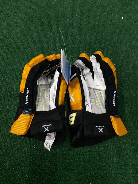 Black Senior Bauer Vapor Hyperlite Gloves 14" (New)