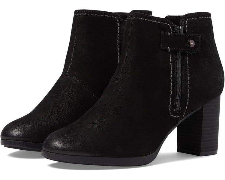 Clarks Bayla Glow Boots Womens US 8 Black Leather Block Heel Ankle Bootie TZP183