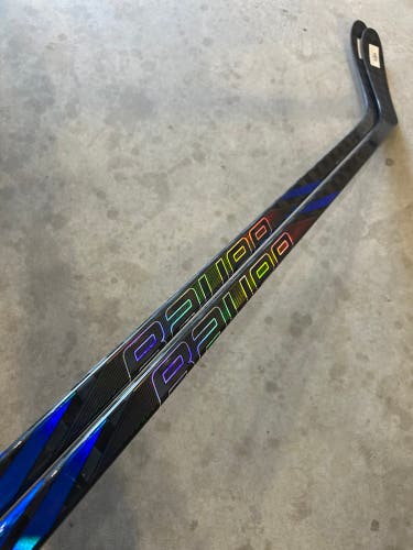 2 PACK P28 95 Flex Senior Bauer Nexus Tracer Left Hand Hockey Stick Pro Stock NHL (New)
