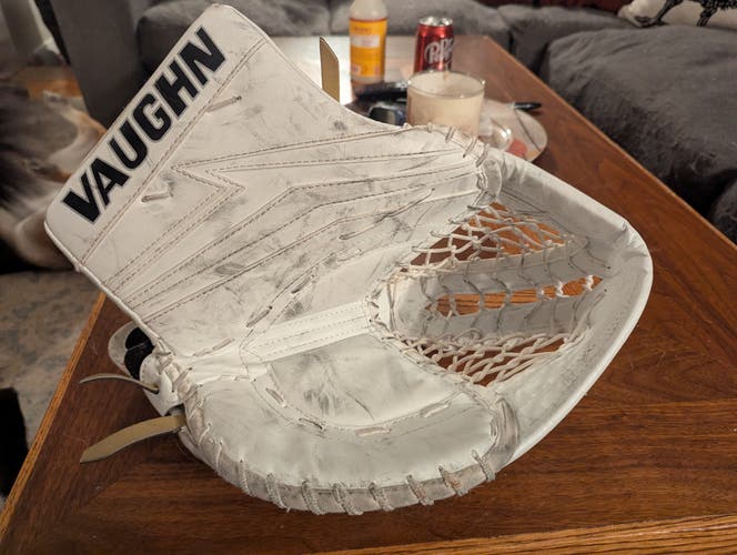 2020 Vaughn Velocity V9 Full Right (Used)