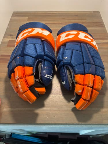 Nick Leddy Game Used Hickey Gloves-CCM Pro Model Gloves 14" Pro Stock
