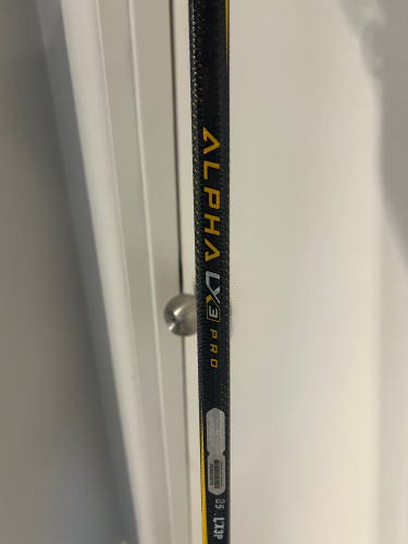 Senior Warrior Alpha LX3 Pro Right Handed Hockey Stick P92 Pro Stock (New)