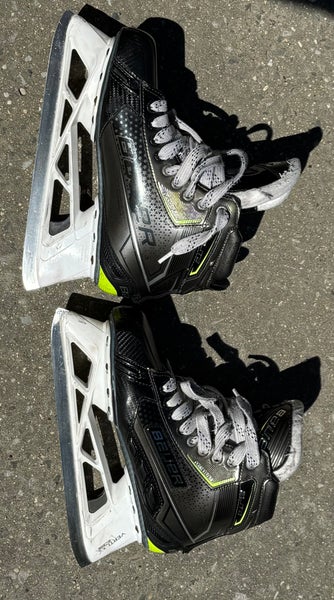 Bauer Elite Hockey Goalie Skates Wide Width 7.5 (Used)
