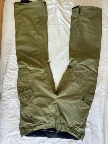 Green Men's Adult XXL Burton Pants (Used)