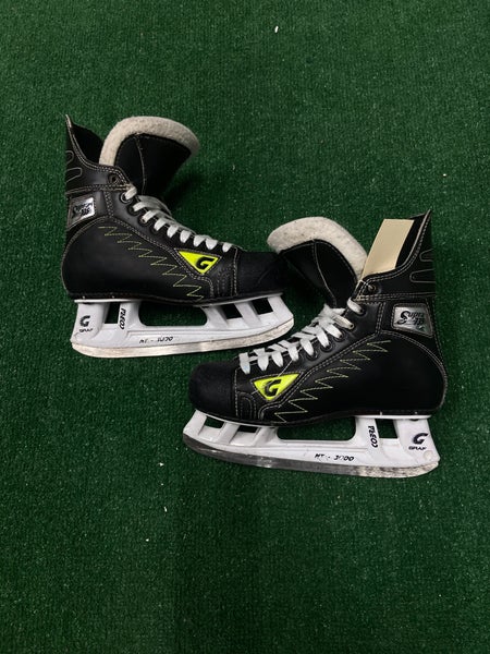 Senior Graf Supra 135s Hockey Skates 7.5 (Used)