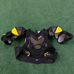 Large Senior Bauer Supreme Ultrasonic Shoulder Pads (Used)
