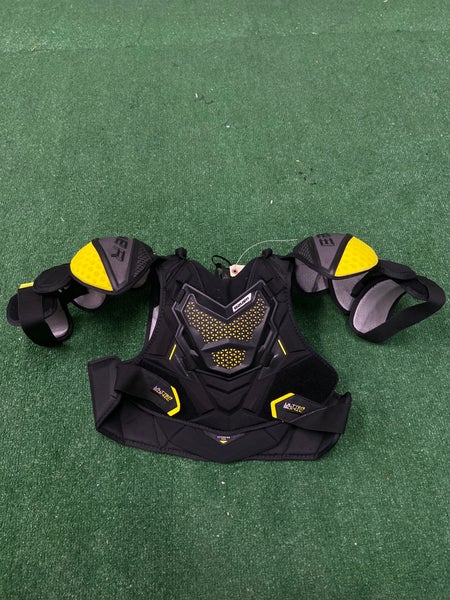 Large Senior Bauer Supreme Ultrasonic Shoulder Pads (Used)