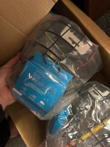 Medium Bauer (New)