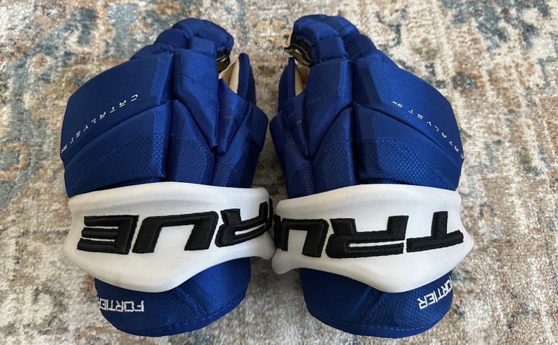 True Catalyst 9X Gloves 13" (Used)