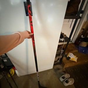 Junior Bauer Vapor FlyLite Left Hand Hockey Stick P88 (Used)