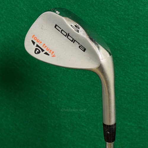 Cobra Tour Trusty Chrome 48-8 48 Pitching Wedge Dynamic Gold S200 Steel Stiff
