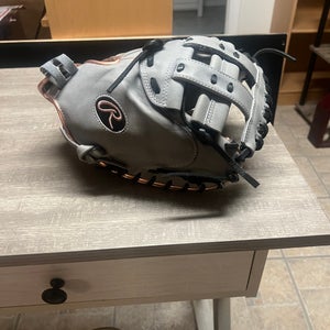 Rawlings RH Catcher's Heart of The Hide Softball Glove 33" (Used Like New)