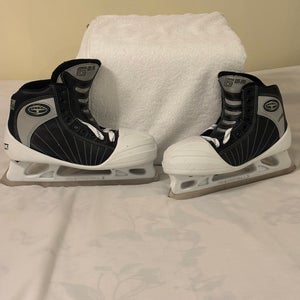 CCM 652 Super Tacks Senior Men's Ice Hockey Goalie Skates 6D - Very Good Cond.