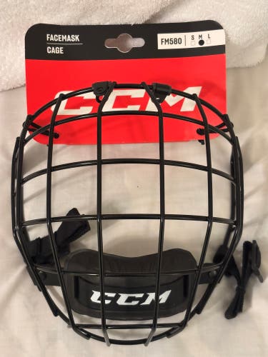 New w/Tags CCM FM580 Ice Hockey Full Cage Face Mask Senior Medium