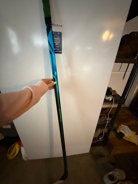 Intermediate Bauer Nexus Geo Left Hand Hockey Stick P28 (Used)