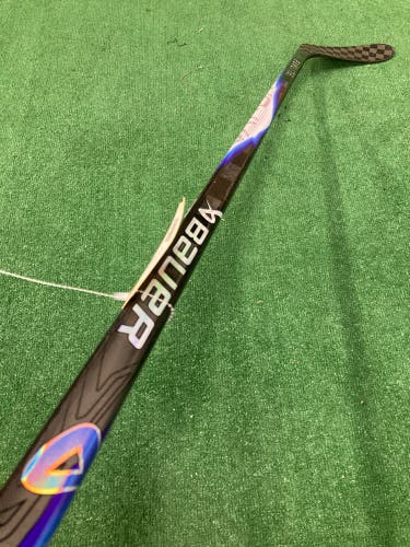Senior Bauer Hockey Stick Right Handed P28 (Used)