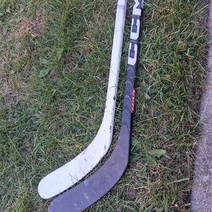 (2) CCM JetSpeed Right Handed Stick Blade (Used)