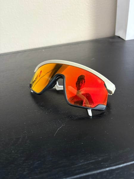 Men's Men's Adult One Size Fits All Oakley Sunglasses (New)