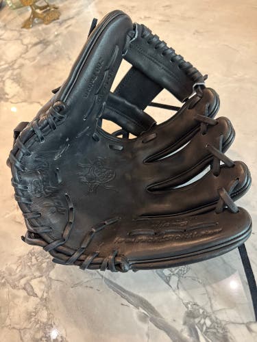 Rawlings Heart of the Hide RH Baseball Glove 11.5" (Used)