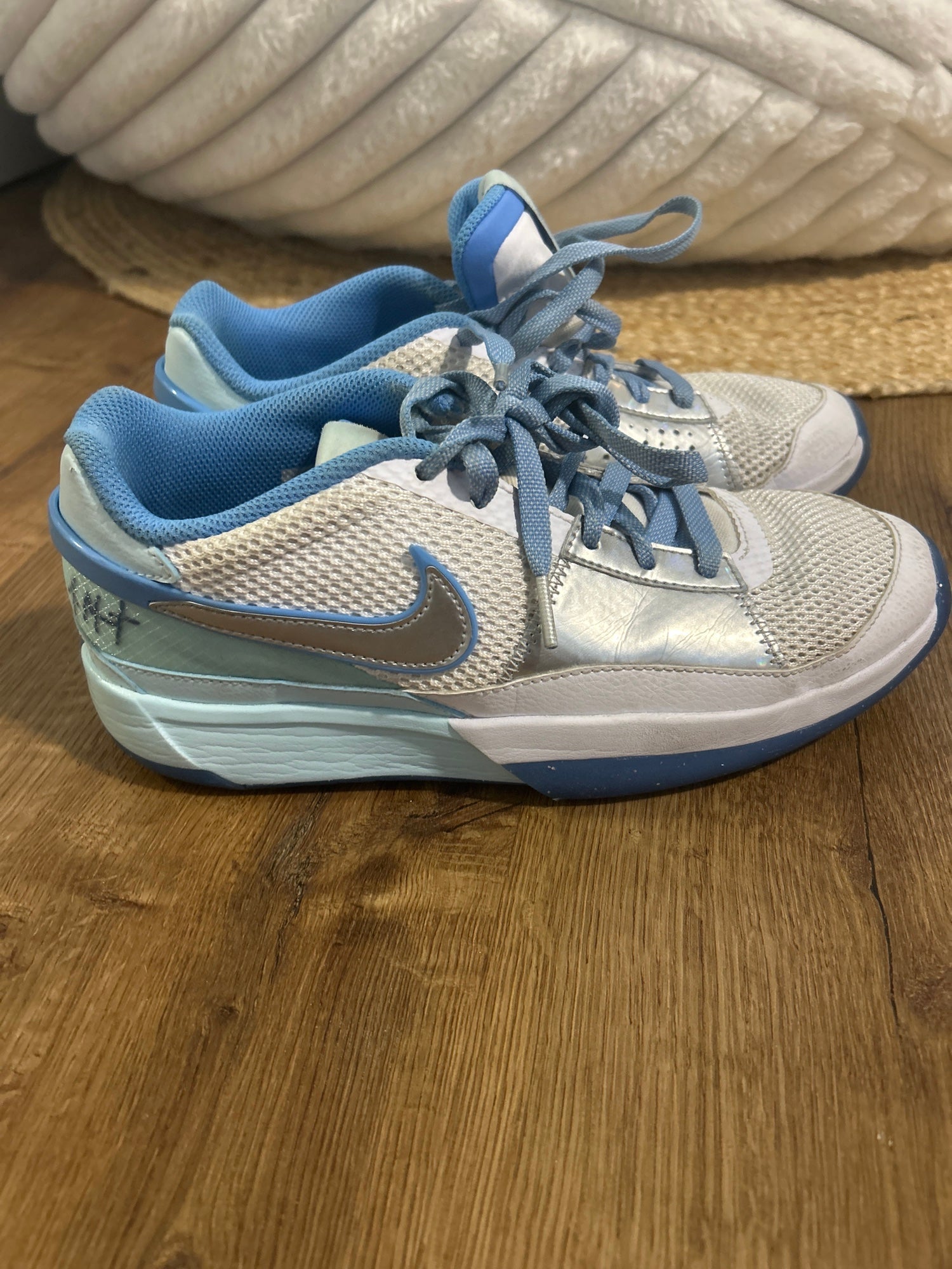 nike kobe 10 kids silver