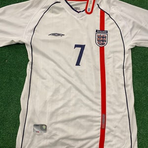 England 2002 Home - Beckham - Retro Soccer Jersey