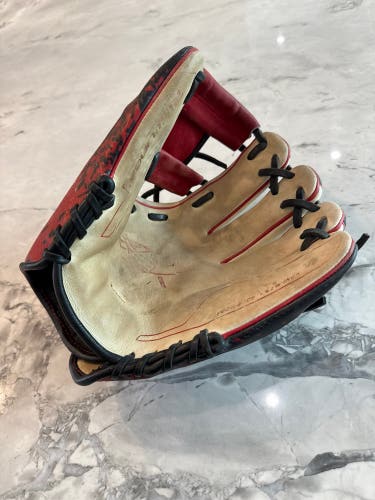 Rawlings REV1X RH Baseball Glove 11.5" (Used)