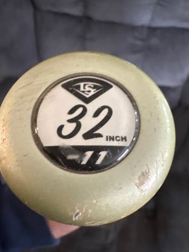 2025 Louisville Slugger LXT Composite Bat (-11) 31 oz 32" (Used)