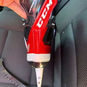 2022 CCM JetSpeed FT4 Pro Hockey Skates Regular Width 9 (New)