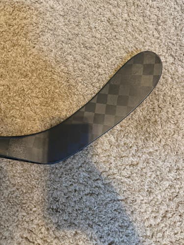 Senior Bauer Vapor FlyLite Left Hand Hockey Stick P28 (New)