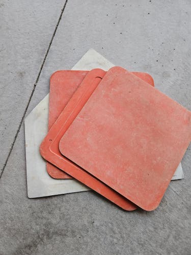 (Used) throw down bases