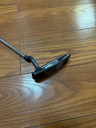 Blue Men's Odyssey Ai-One Blade Right Handed Putter Uniflex 33" (Used)