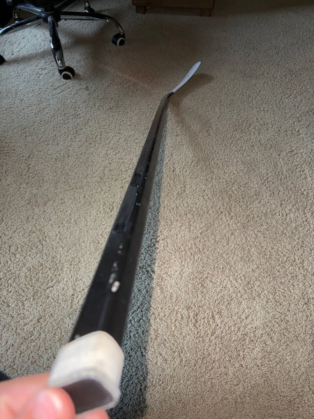 Intermediate Custom Extra Lite Right Handed Hockey Stick P88 (Used)