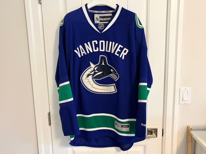 Authentic Reebok Vancouver Canucks Blue Orca Jersey Size XXL 2XL